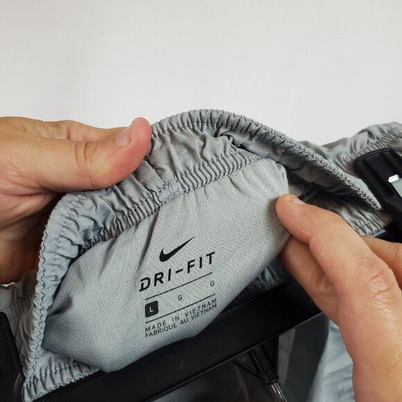 Nike Dri Fit Womens Sz Large Grey Shorts Elastic Drawstring Waist Under Wear - Picture 4 of 9